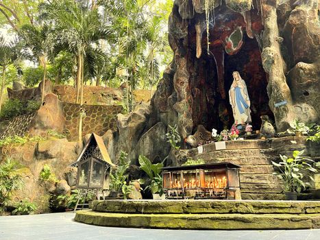 Peaceful place for prayer tranquil place to send our prayers to St. Mary