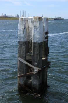 Dolphin structures near the North Sea lock