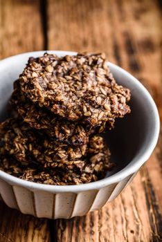 Banana oatmeal cookies with chocolate spread in bowl