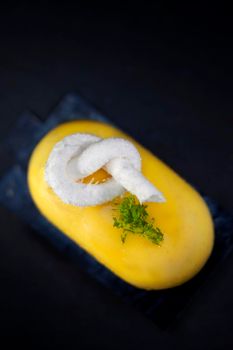 Mousse with passion fruit, green lemon and marshmallow