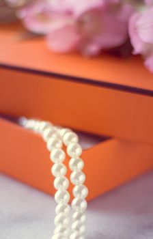 Chic pearl jewellery in a present box - Valentine's day ideas, luxury shopping and holiday inspiration concept. The perfect gift for her