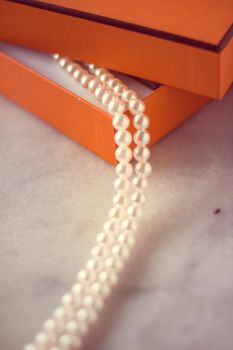 Chic pearl jewellery in a present box - Valentine's day ideas, luxury shopping and holiday inspiration concept. The perfect gift for her