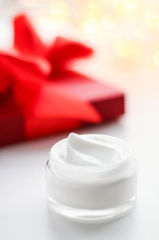 Beauty, cosmetics and skincare concept - Luxury face cream as a holiday gift