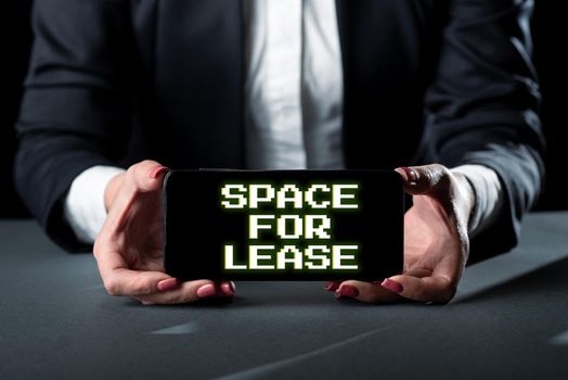 Hand writing sign Space For Lease, Internet Concept Available location for rent to use for commercial purposes Pair Of Speech Bubbles In Oval Shape Representing Exchanging Of Ideas.