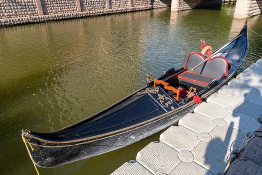 Porsuk creek and touristic gondola passing through Eskisehir city center