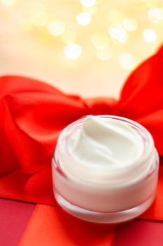 Beauty, cosmetics and skincare concept - Luxury face cream as a holiday gift