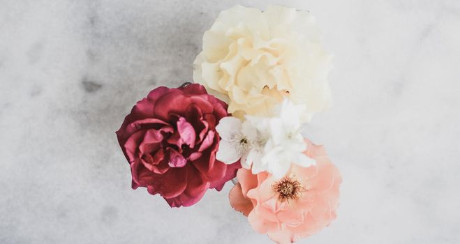 Wedding decor, floral background and beautiful home garden concept - Vintage roses on marble