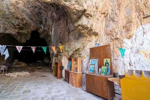 Cave Curch of Koufieros. One of the most historic caves of Messinia is located in the area of Chora, on the slopes of Mount Koufiros. The area of the cave has been declared an archaeological monument by the Ministry of Culture.