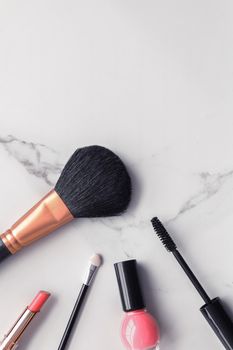 Modern feminine lifestyle, blog background and styled stock concept. Beauty and fashion inspiration - Make-up and cosmetics flatlay on marble