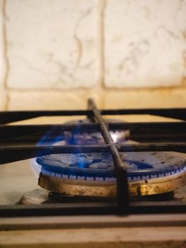 preparing a grill for cooking with heat and olive oil