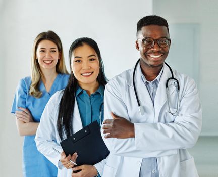 Portrait of a group of happy doctors and nurses of diversity race in hospital