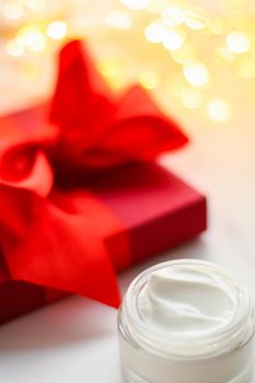 Beauty, cosmetics and skincare concept - Luxury face cream as a holiday gift