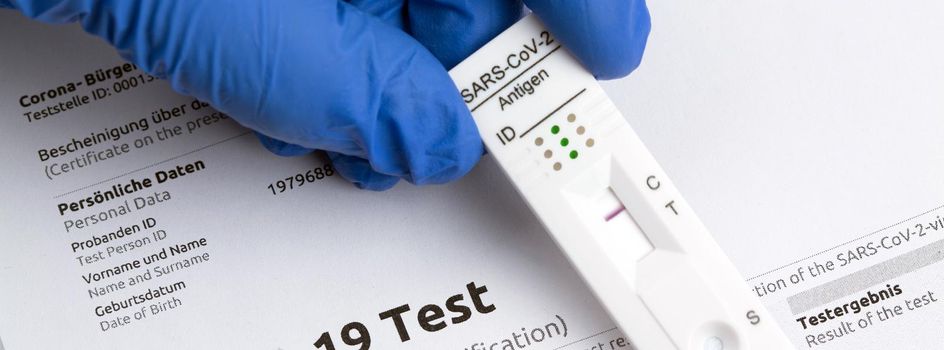 Express corona test. Negative covid antigen test.