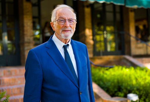 Outdoor portrait of the Spanish chemist and virologist Luis Enjuanes, research professor at the Consejo Superior de Investigaciones Científicas and Director of the Coronavirus Laboratory at the Centro Nacional de Biotecnología.