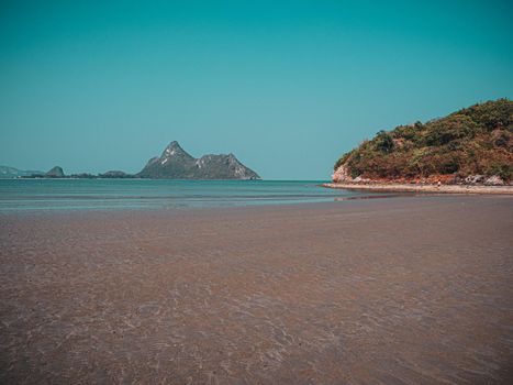 horizon scenics Calm sea blue water ocean  blue sky nature background