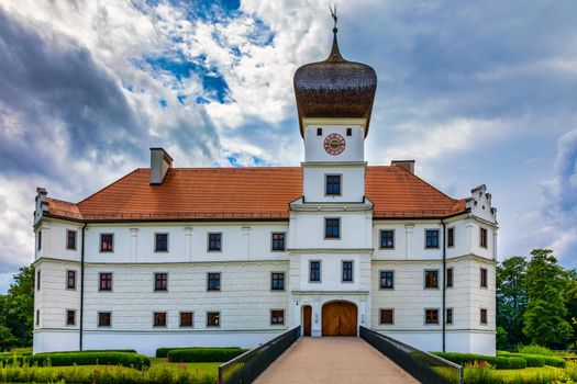 Schloss Hohenkammer castle in Bavaria, Germany. Hohenkammer Castle is a listed castle in Hohenkammer in the district of Freising in Upper Bavaria, Germany.