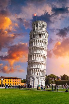 Leaning Tower of Pisa in a sunny day in Pisa, Italy. Leaning Tower of Pisa on Piazza dei Miracoli in Pisa, Tuscany, Italy.