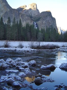 a frosty winter scene in yosemite national park