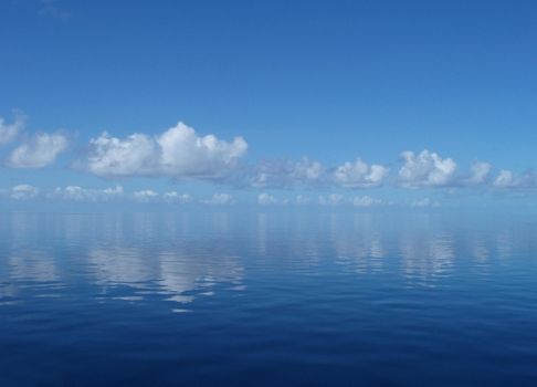 a calm soothing ocean scene, relaxed and restful