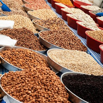 the colors, the aromas and the atmosphere of the Turgutris market in Turkey