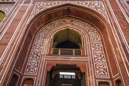 ITMARD Woody Ura Mausoleum (Beviethji India). Shooting Location: India