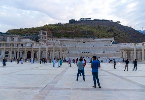 Sharjah, UAE - 07.20.2021 - Visitors at Sharjah amphitheatre, Khor Fakkan area