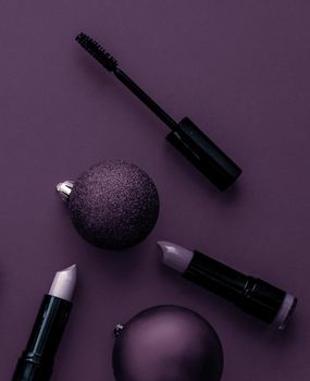 Cosmetic branding, fashion blog cover and girly glamour concept - Make-up and cosmetics product set for beauty brand Christmas sale promotion, luxury plum flatlay background as holiday design