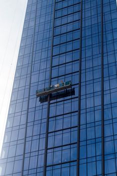 External glass cleaning of a modern building