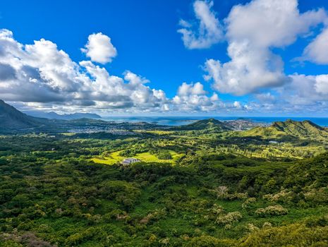 pali look out with beautiful views in oahu hawaii