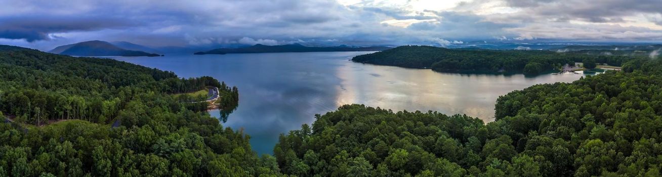 beautiful early morning sunrise on lake jocassee south carolina