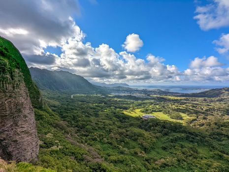 pali look out with beautiful views in oahu hawaii