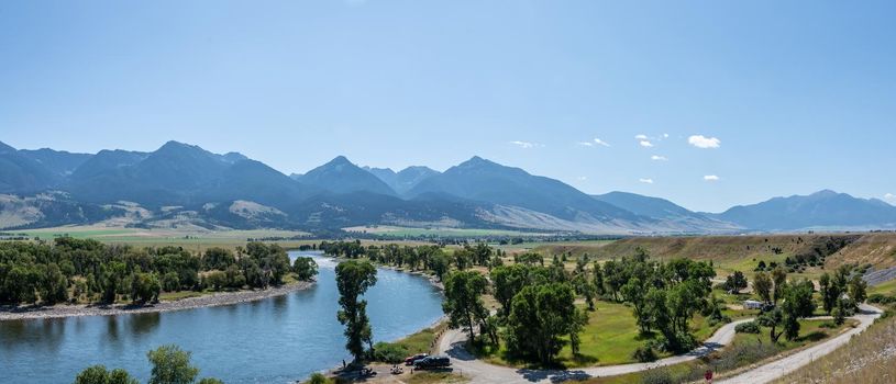 yellowstone national park wyoming landscapes