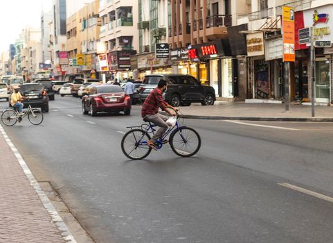 Dubai, UAE - 12.22.2021 - Busy streets of Satwa area.
