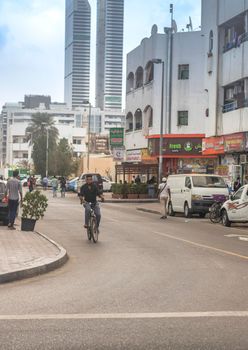 Dubai, UAE - 12.22.2021 - Busy streets of Satwa area.