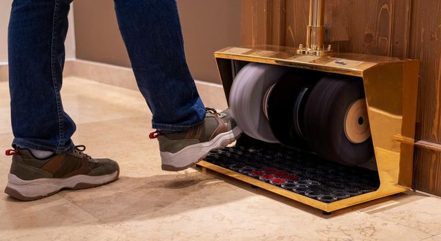 shoe shine machine in hotel lobby.