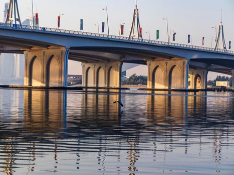 Dubai, UAE - 01.25.2022 - Business Bay crossing bridge