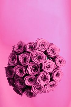 Blooming rose, flower blossom and Valentines Day gift concept - Luxury bouquet of purple roses, flowers in bloom as floral holiday background