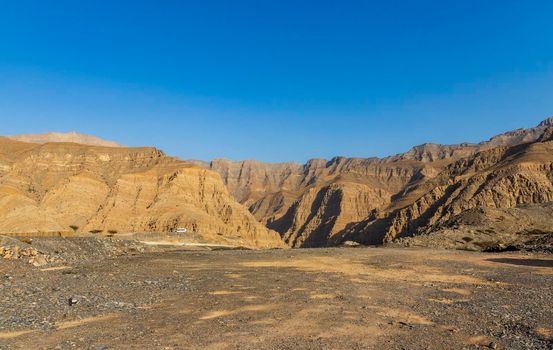 Landscape shot of the mountains in bright day