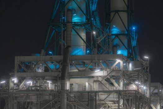 Motton at Kawasaki, Keihin Industrial Zone. Shooting Location: Kawasaki City, Kanagawa Prefecture