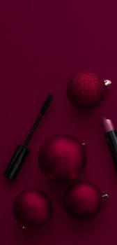 Cosmetic branding, fashion blog cover and girly glamour concept - Make-up and cosmetics product set for beauty brand Christmas sale promotion, luxury burgundy flatlay background as holiday design