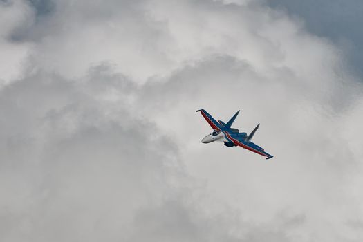 Performance of the aerobatic team Russian Knights, Russian Air Force. On planes Sukhoi Su-30SM, NATO code name: Flanker-C. International Military-Technical Forum Army-2020 . 09.25.2020, Moscow, Russia