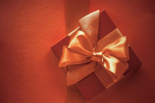 Glamour celebration, wrapped luxe boxes and shopping sale concept - Luxury gifts with golden bow as holiday background, Valentines Day presents surprise