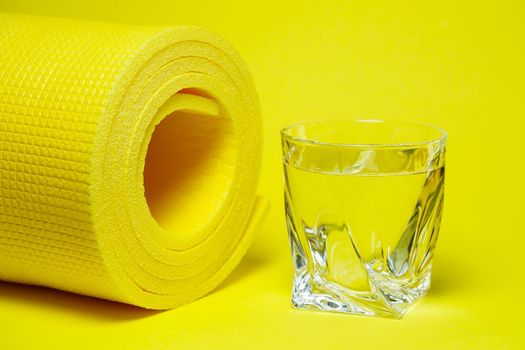 glass of water, yellow mat, colored background, sports, power engineer, gym equipment