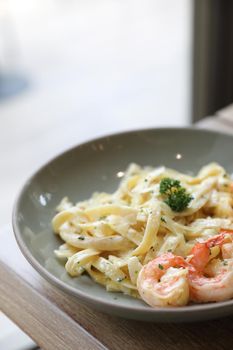 Spaghetti fettucini cream sauce with shrimp , Italian food