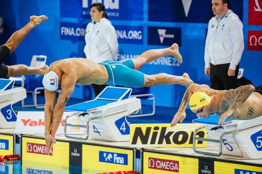 MELBOURNE, AUSTRALIA - DECEMBER 16: Florent MANAUDOU (FRA) enters the water in the Men's 50m Freestyle semifinal on day four of the 2022 FINA World Short Course Swimming Championships at Melbourne Sports and Aquatic Centre on December 16, 2022 in Melbourne, Australia