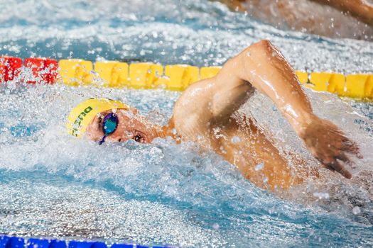 MELBOURNE, AUSTRALIA - DECEMBER 16: Thomas NEILL (AUS) during the Men's 4x200m Freestyle final on day four of the 2022 FINA World Short Course Swimming Championships at Melbourne Sports and Aquatic Centre on December 16, 2022 in Melbourne, Australia