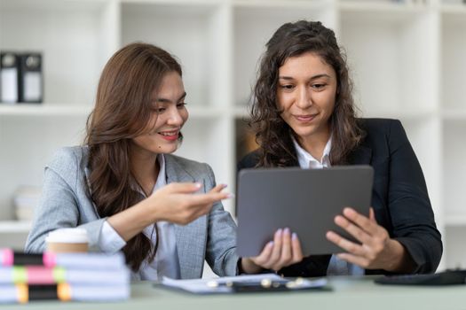 Business advisers are gathering to assess and debate the issue as it appears on the financial report. Financial counselor, investment consultant, and accounting concept.