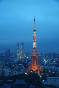 a famous landmark of tokyo tower at night 