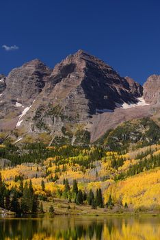 autumn in colorado at maroon lake