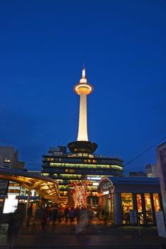 kyoto tower at night